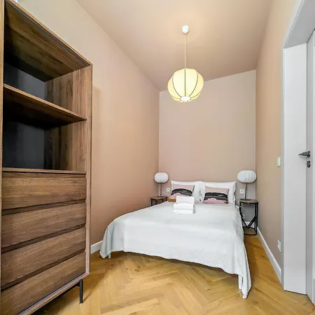 Krasinskiego By Bookinghost Wroclaw