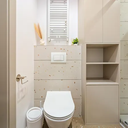 Krasinskiego By Bookinghost * Wroclaw