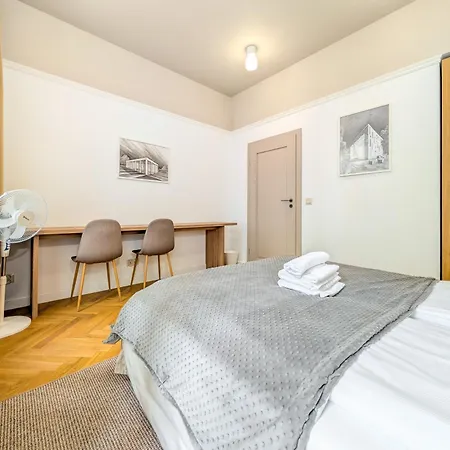 Krasinskiego By Bookinghost Daire *