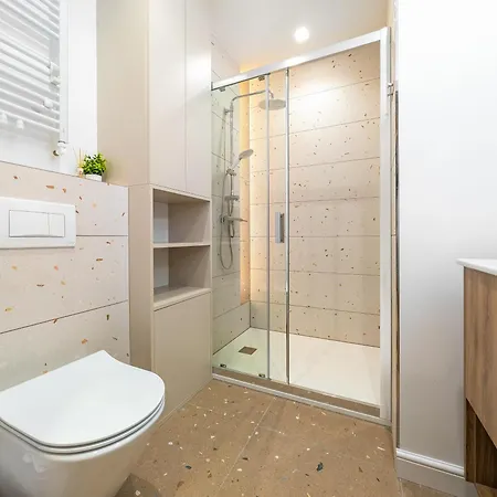 Krasinskiego By Bookinghost *