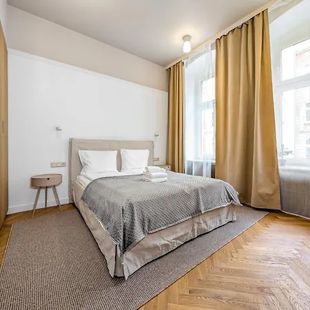 شقة Krasinskiego By Bookinghost *