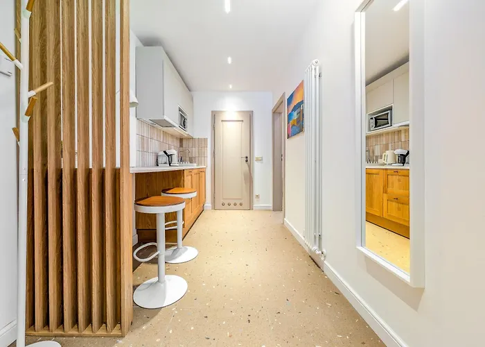 Krasinskiego By Bookinghost *